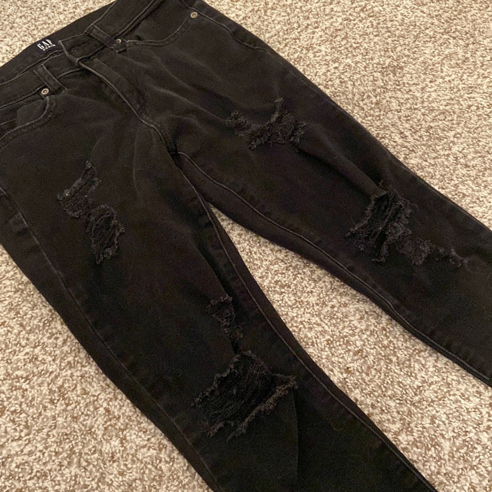 GAP Stretchy black distressed jeans - Gap size 26